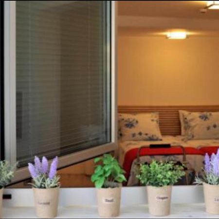 Red Cozy Stay Limisso Esterno foto