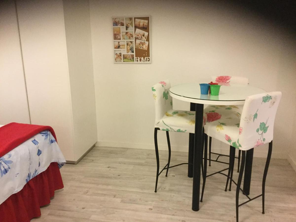Red Cozy Stay Limisso Esterno foto