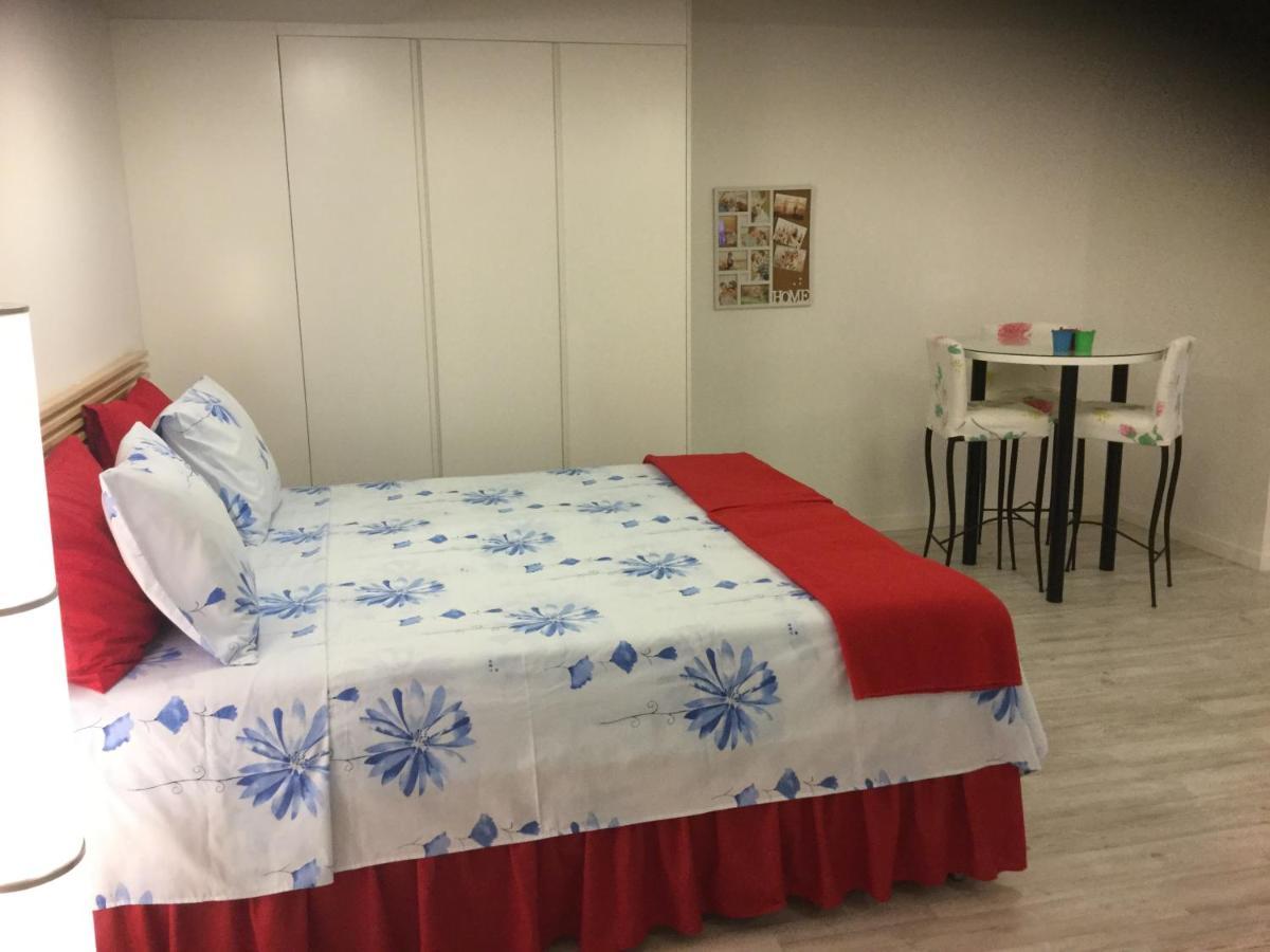 Red Cozy Stay Limisso Esterno foto